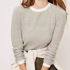 Loft…cream/green sweater, Small, long sleeves.🌿🌿 (2)